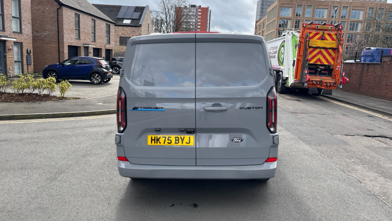 Ford Transit Custom E-320 L1 Rwd 100kW 65kWh H1 Van Limited Auto